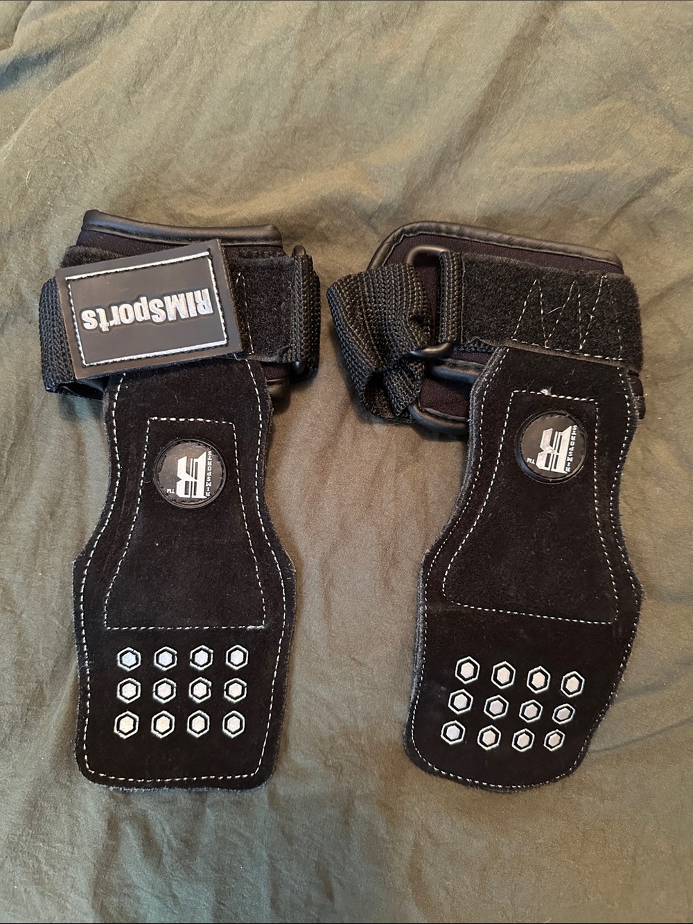 Men's Black Leather Weight Lifting Wrist Straps
